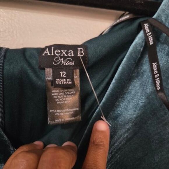 ALEXA B Nites Women's Forest Green Velvet Cocktail Formal Bridesmaid Dress. S 12 - Picture 5 of 7